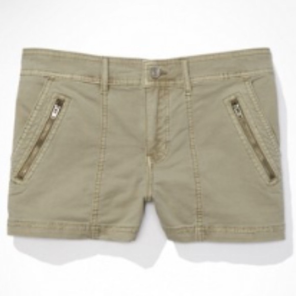 American Eagle Outfitters Pants - American eagle outfitters low rise olive green khaki shorts